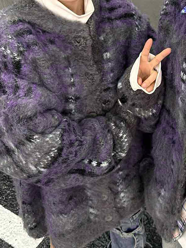 Cozy Contrast Color Jacquard Cardigan-2